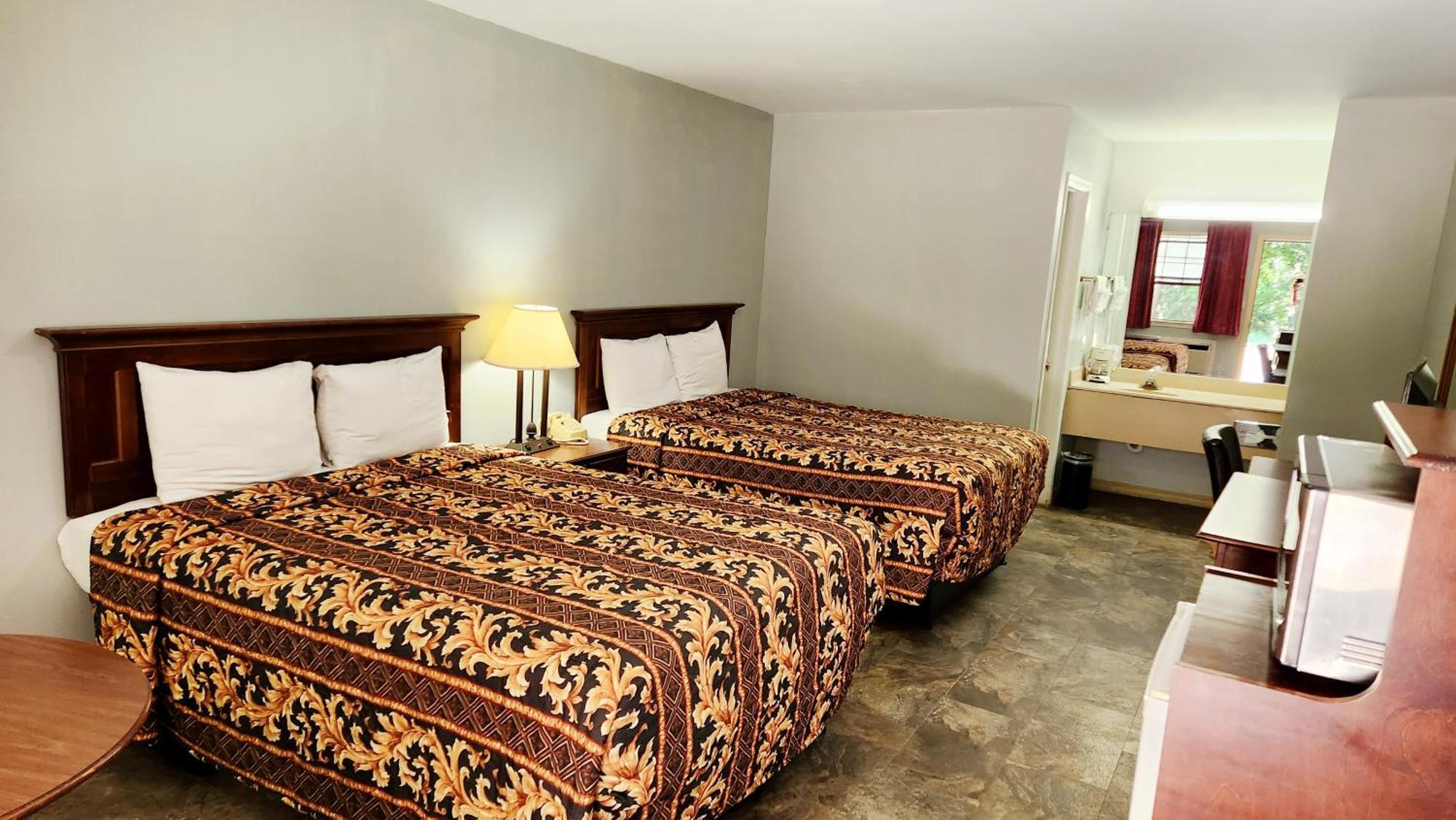 Swiss Village Inn Eureka Springs Dış mekan fotoğraf