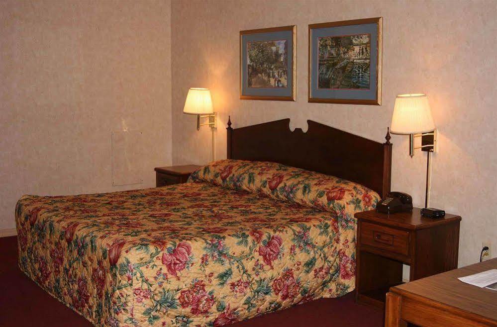 Swiss Village Inn Eureka Springs Dış mekan fotoğraf